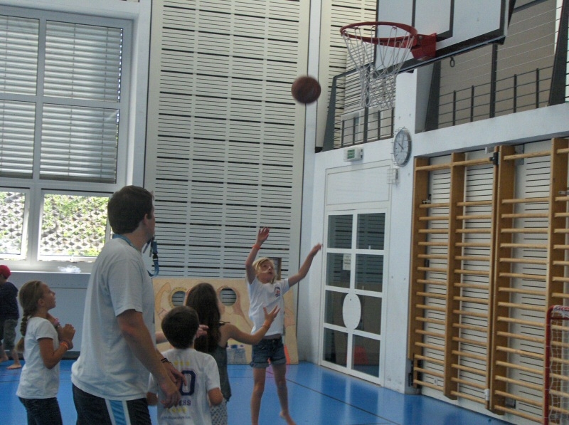 Village Camps International Summer Camp VDC Geneva 2016-08-12 https://www.villagecamps.com/journals_admin/images/345-23-Picture 009.jpg